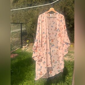 Live 4 Truth Floral Sheer Wrap